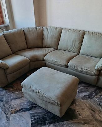 Divano angolare Natuzzi. PARI AL NUOVO 