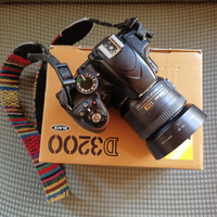 Nikon D3200 + obiettivo 35 mm F 1.8
