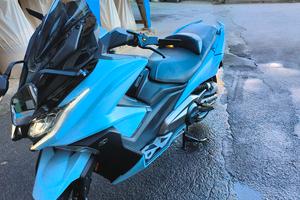 Kymco ak 550 anno 2022