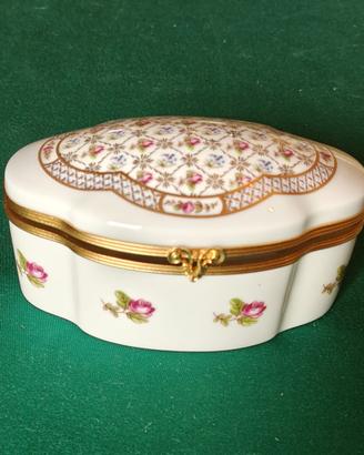 Cofanetto portagioie ovale in porcellana Limoges