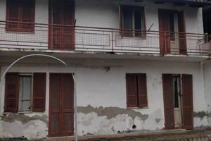 Immobile in asta di 160 m² con 3 locali e box auto