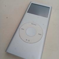 iPod 2GB