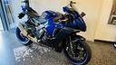 yamaha-yzf-r1-base-moto-perfetta-pari-al-nuovo-com