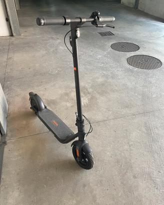 Segway Ninebot F2 pari al nuovo