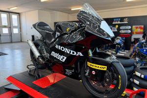 Honda CBR 600 RR MOTO 2
