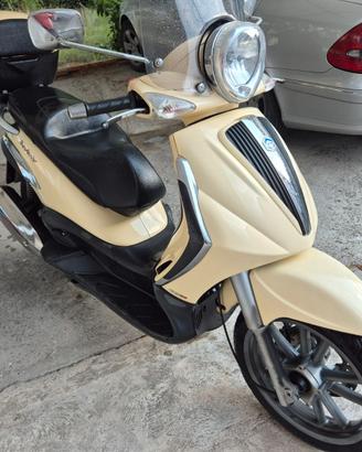 Scooter Piaggio Beverly 250 2008 km 49.650