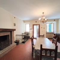 CASA SEMINDIPENDENTE A COSTA VESCOVATO