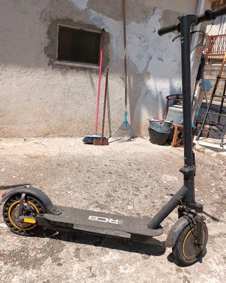 monopattino elettrico 