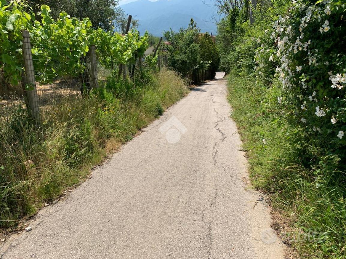 TER. RESIDENZIALE A MONTESARCHIO - Vista 3