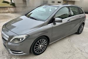 Mercedes-benz B 200 BlueEFFICIENCY Premium