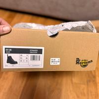Dr. Martens nuove da uomo n.46 – mai usate