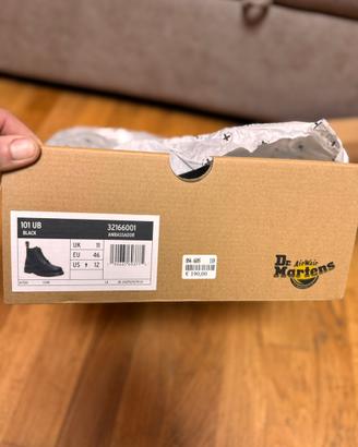 Dr. Martens nuove da uomo n.46 – mai usate