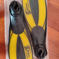 pinne marca Mares bimbo