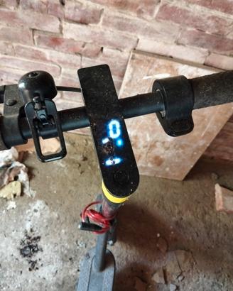 monopattino elettrico 