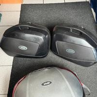 Borse laterali e bauletto moto