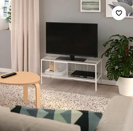 Mobile TV Ikea BAGGEBO