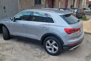 Audi q3 35 2.0 150 cv