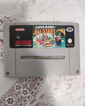 Super Mario All Stars per super Nintendo.