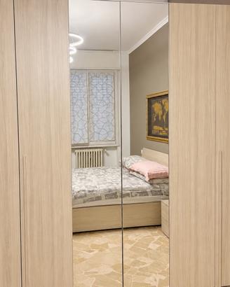 ARMADIO 240 cm con specchio