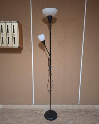 piantana IKEA doppia luce