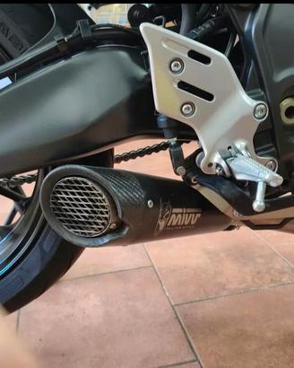 scarico MT-09