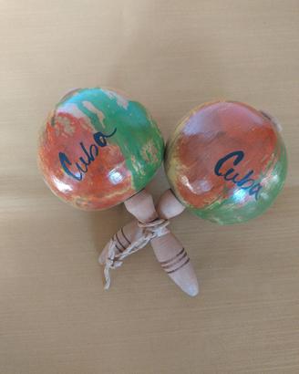 N.1 coppia di maracas fatte a mano a Cuba