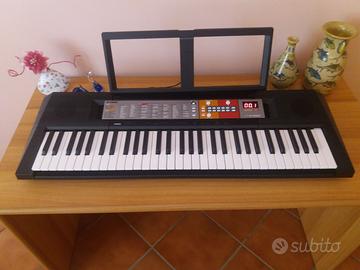 Tastiera YAMAHA PSR F50