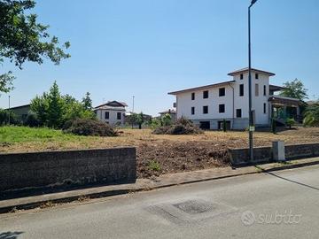 Terreno edificabile in zona centrale