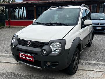 Fiat Panda 1.3 MJT 16V DPF 4x4 Climbing