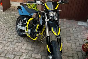 moto swm sm 125