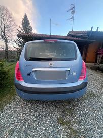 Lancia Ypsilon 2005 180000 km