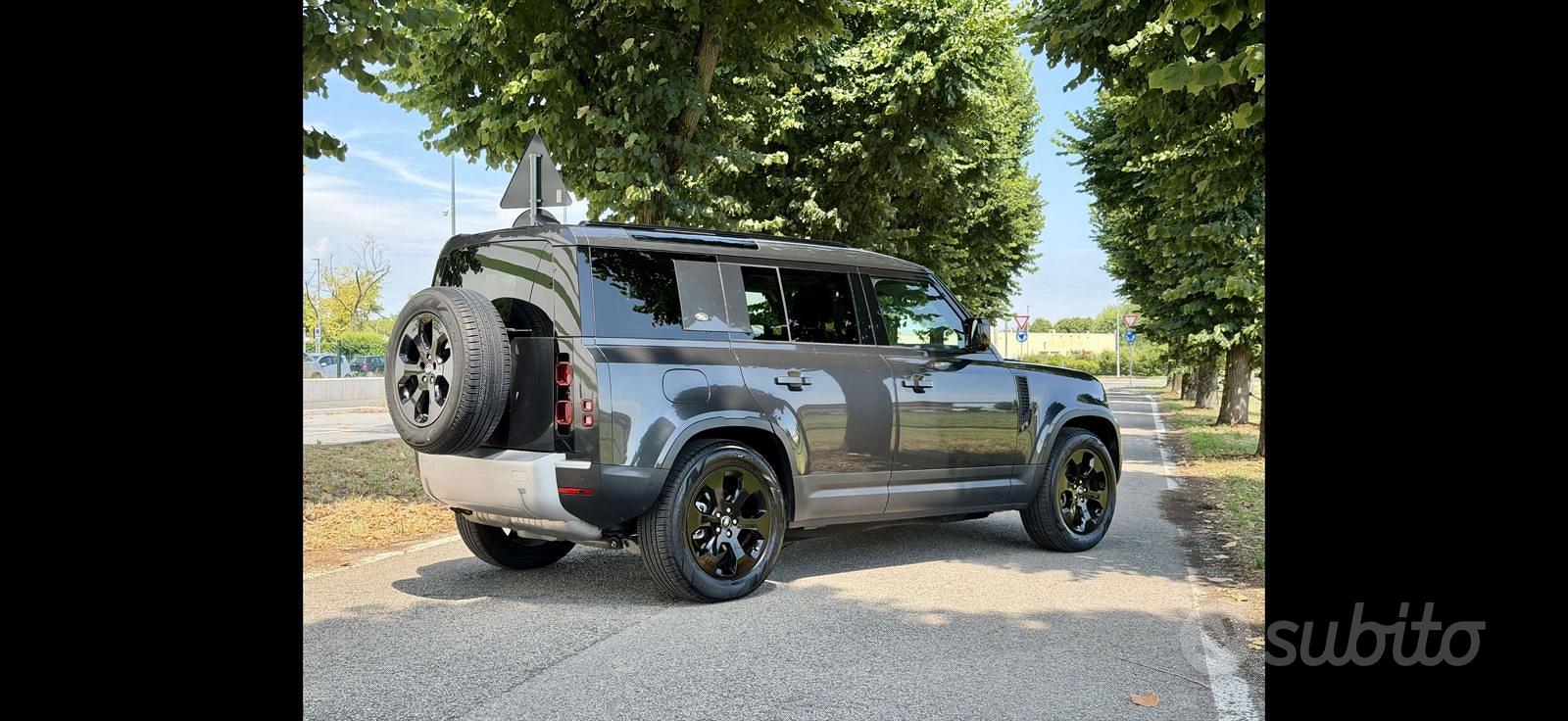 Land Rover Defender 2024 photo 2