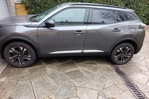 Peugeot 2008 allure pack 2023