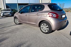 Peugeot 208 1.4 HDi 68 CV 5 porte Access