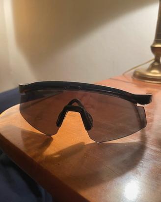 Oakley hydra