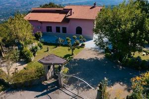 Fabbricato indipendente panoramico con terreno - p