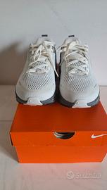 Nike running Zoomx