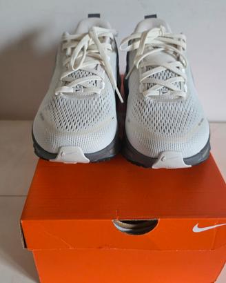 Nike running Zoomx