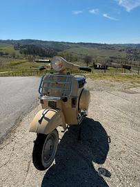 Vespa p200e