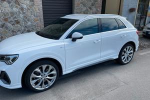 Audi q3 2.0 tdi quattro