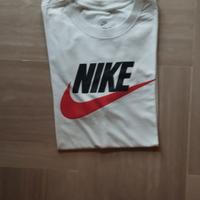maglietta nike 
