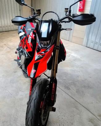  Ducati Hypermotard 698 mono Rve