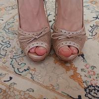 Scarpe con tacco alto 