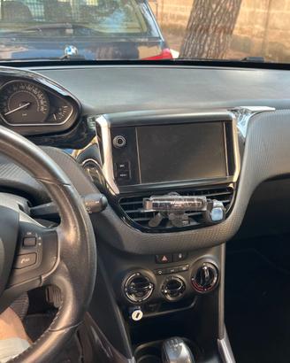 Peugeot 2008 1.6 BlueHDi