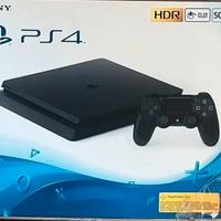 PLAYSTATION 4