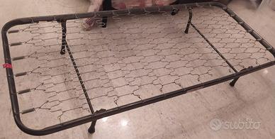 2 Reti letto singole 10€ cad. +1 materasso omaggio