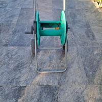 Avvolgitubo a carello