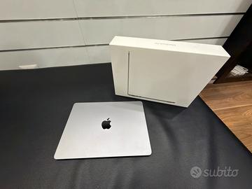 Apple MacBook Air 13" M2 8Gb 256Gb