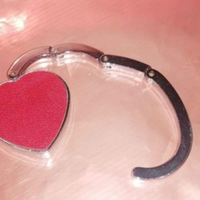 Gancio appendi borsa in metallo a forma di cuore