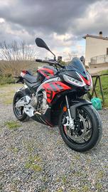 Aprilia tuono 660 factory 